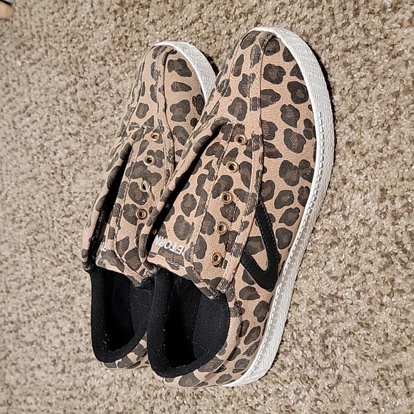Tretorn Other - Tretorn Little Nylite Lilnylac Leo Girls Size 6y Leopard Slip On Shoes